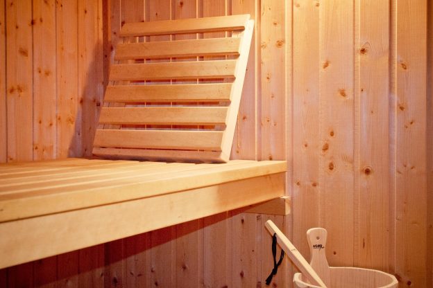 drewno do budowy sauny